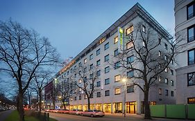 Holiday Inn Express Berlin City Centre, An Ihg Hotel